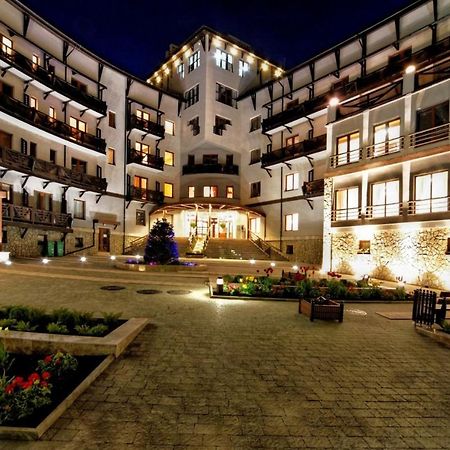 Apart-Hotel Chale Graal Truskavets Exterior foto