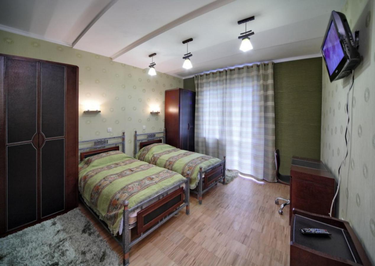 Apart-Hotel Chale Graal Truskavets Exterior foto