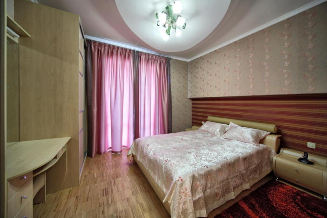 Apart-Hotel Chale Graal Truskavets Exterior foto